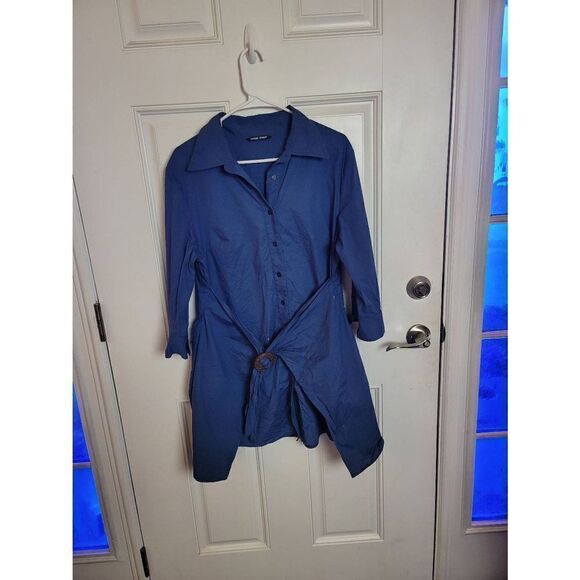 Samuel Dong Tunic  - Picture 1 of 3